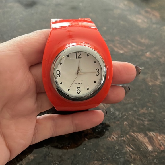 Quartz Japan Movement Unique Orange Acrylic Plastic Hinge Thick Cuff Watch - Picture 1 of 9